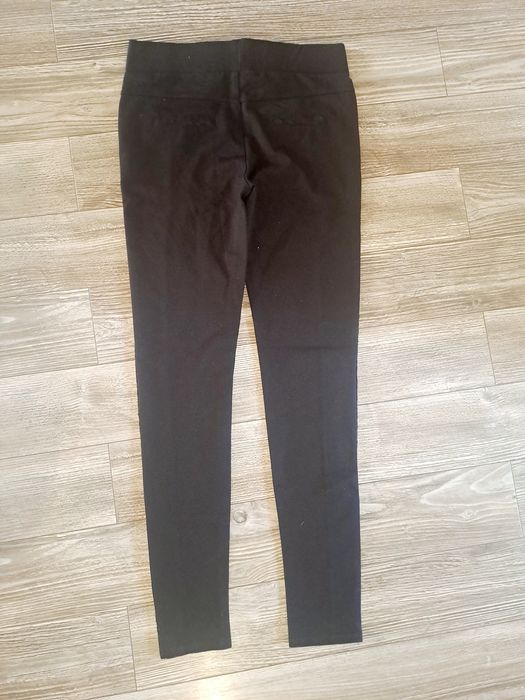 Czarne spodnie Amisu r 36