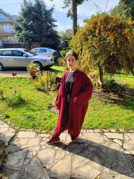 Luźny sweter (kardigan) damski