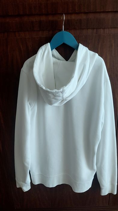 Tommy Hilfiger- White Hoodie (Size M)