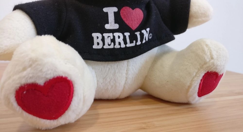 Urso de Peluche Mini (12 cm) – Lembrança de Berlim