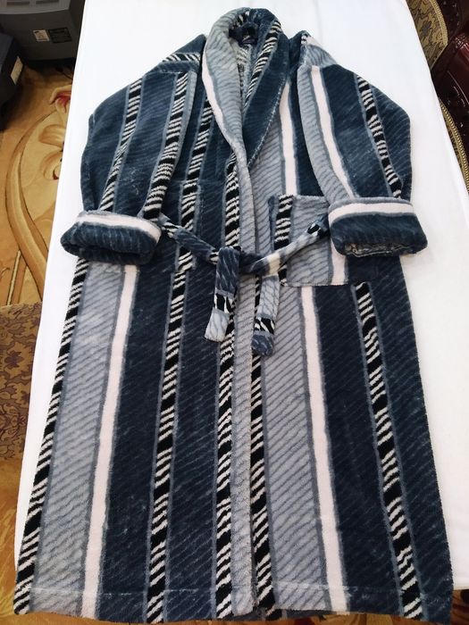 Халат чоловічий. .