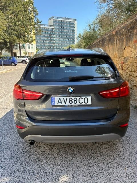 BMW X1 sDrive16d, em excelente estado, praticamente como novo, muito bem estimado e sempre guardado em garagem. foto 5