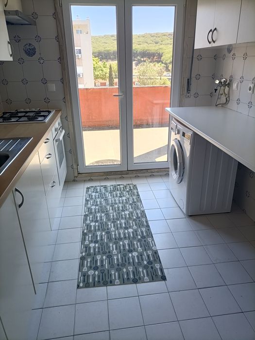 T2 em Algés arrenda-se | grandes terraços | 10.º piso | Óptima vista e excelente localização