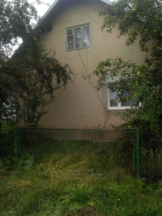 Два будинки в місті на 7 сотках - ідеально для щастя родини