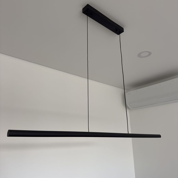 Candeeiro de teto  suspenso preto com luz led regulável