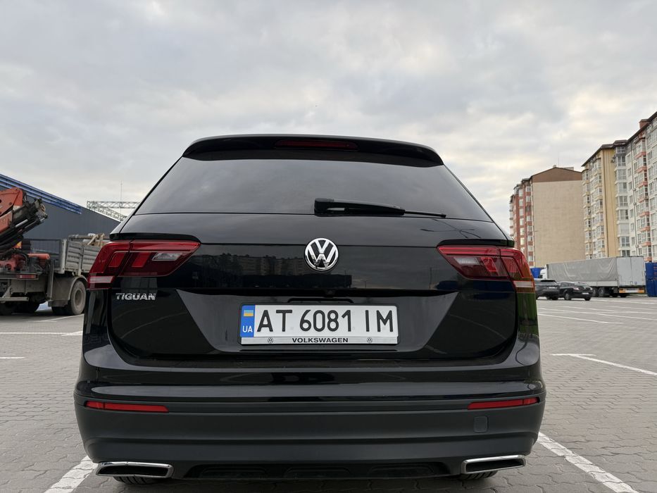 Volkswagen tiguan 2020 рік