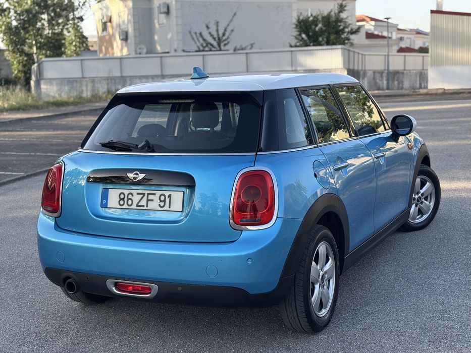Mini cooper D 1.5 de 120cv