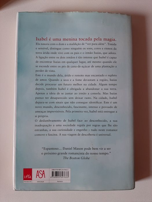 Livro "Uma Terra Distante"
