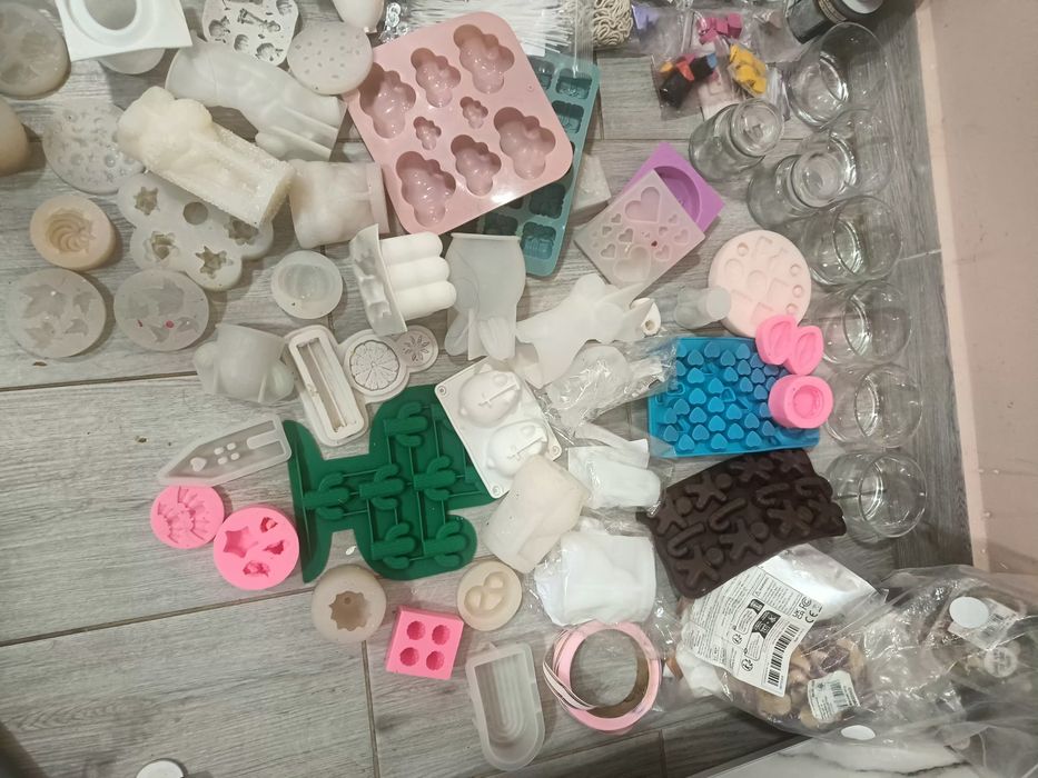 Повний набір для свічковаріння свічки форми гноти  аромати