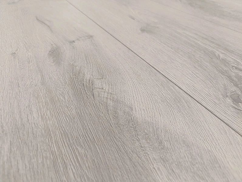 Panele podłogowe laminowane SWISS KRONO D3916 AC5/10mm