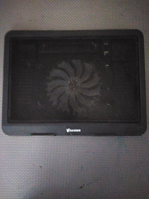 Podkładka chłodząca pod laptopa LED