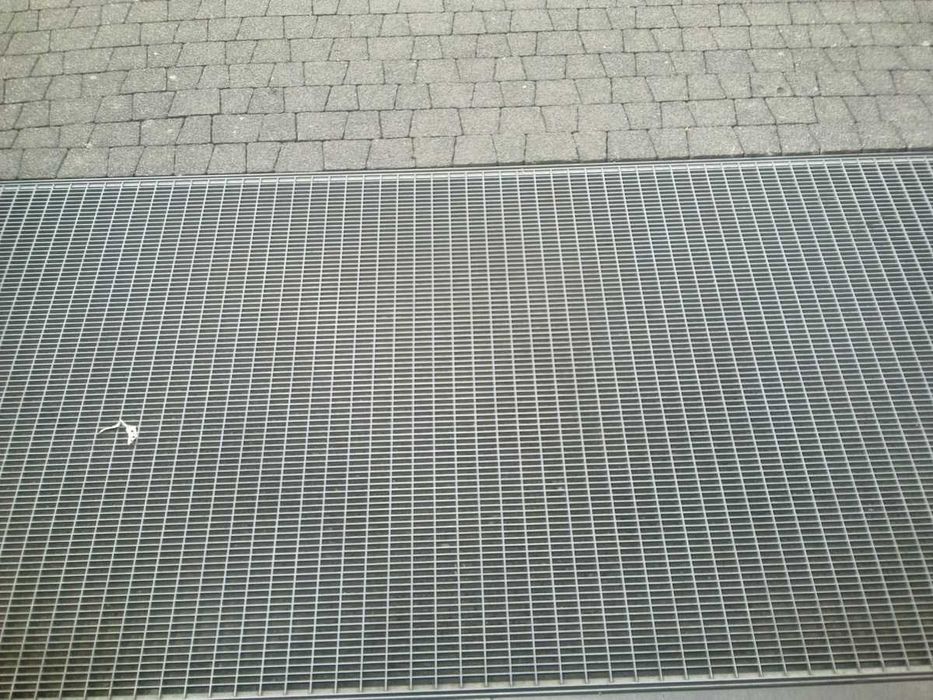 Krata 1000x1000 33x11mm drobne oczko!! Podest -wycieraczka/ na wymiar!