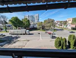 Продамо приміщення 685 кв.м. в центрі Черкас, бувший ресторан