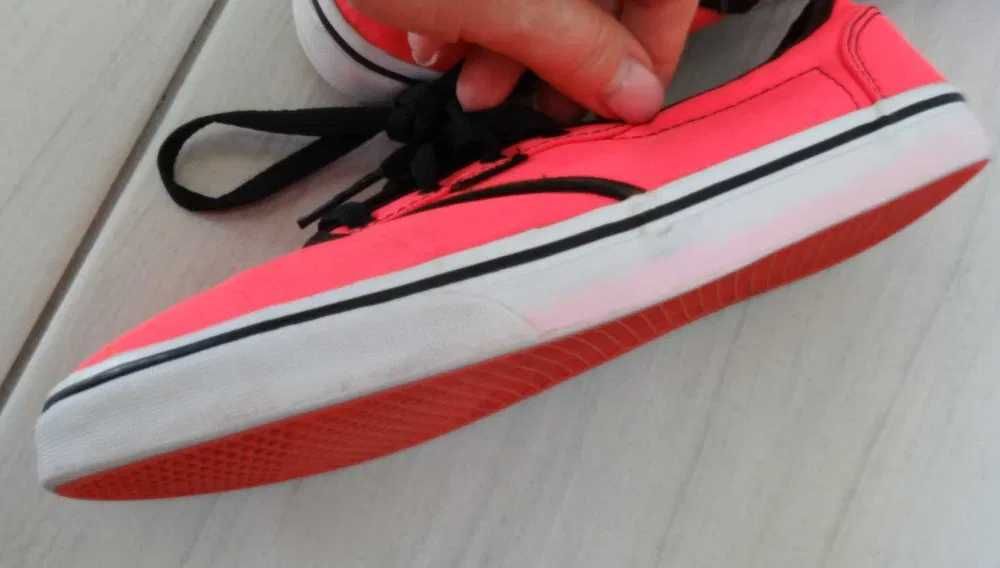 Buty trampki Vans 37