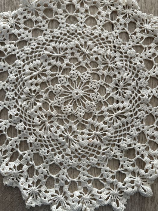 Serweta szydełko śr. 40 ecru