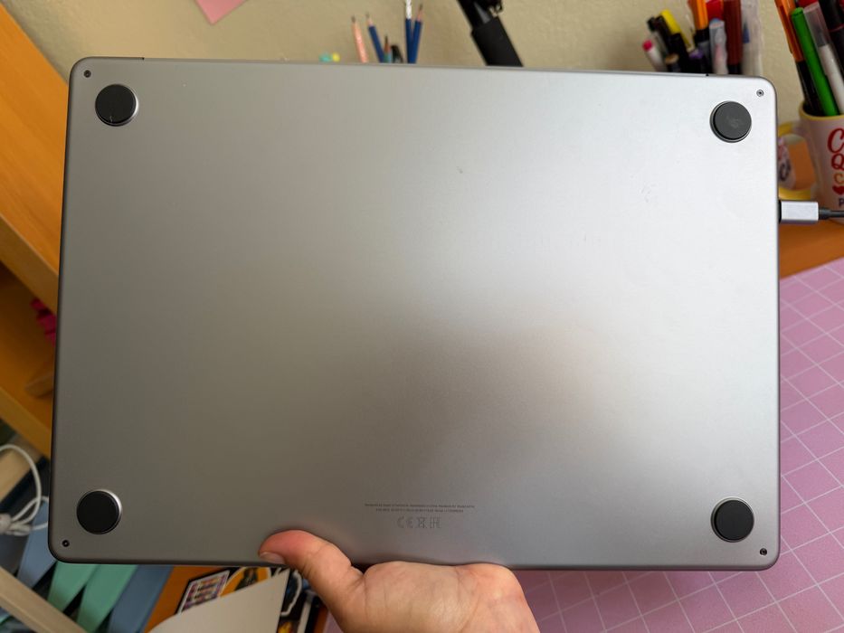 MacBook Air M3 1TB 16 GB RAM
