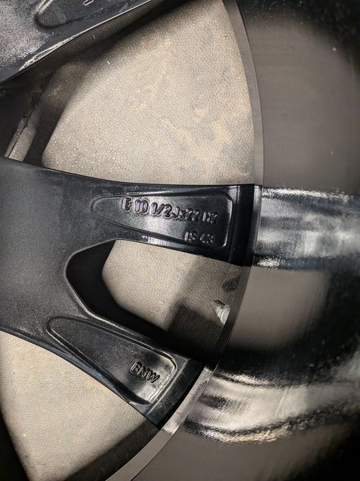 Kola letnie  BMW X7 G07 Styling 755M R22