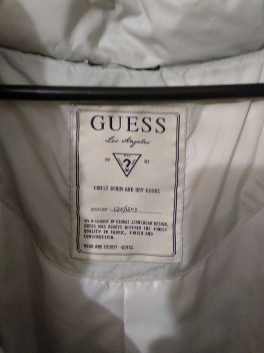 Шикарный стильный пуховик GUESS Los Angeles размер S