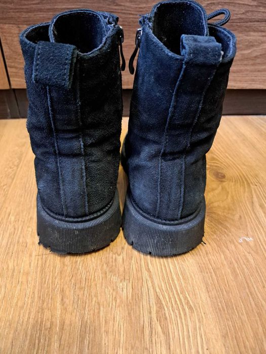 Жіночі замшеві черевики з хутром, 38 розмір