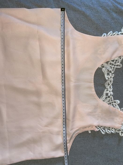 Top rosa com renda