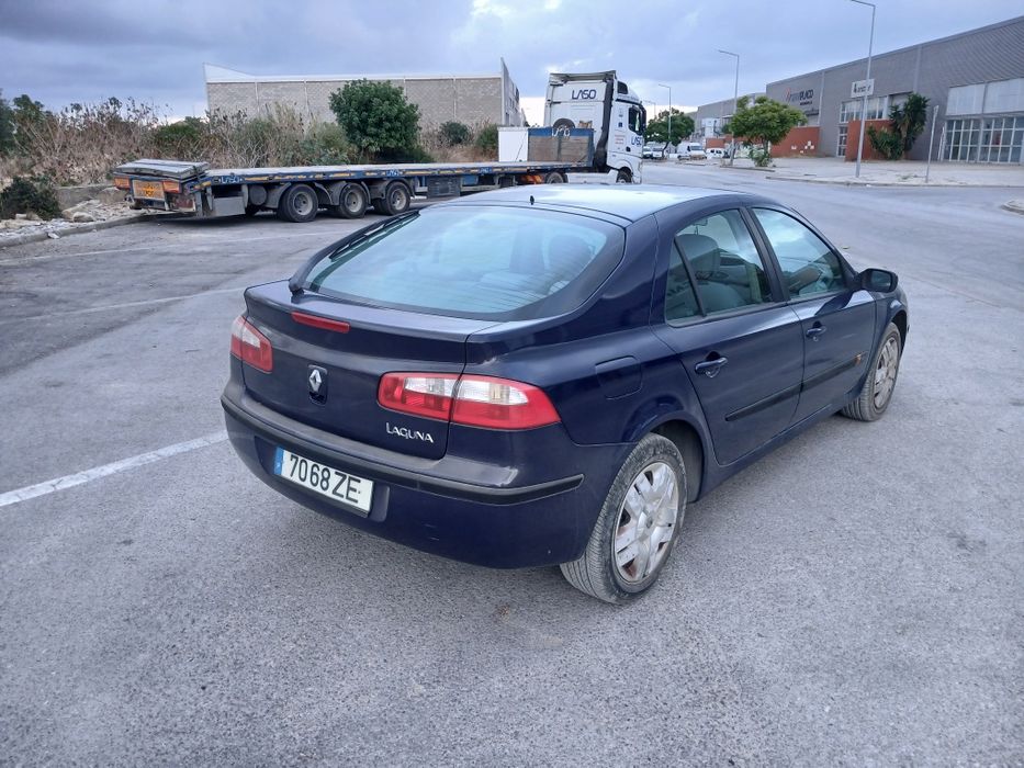 Renault laguna 1.6 16v (muito estimado)