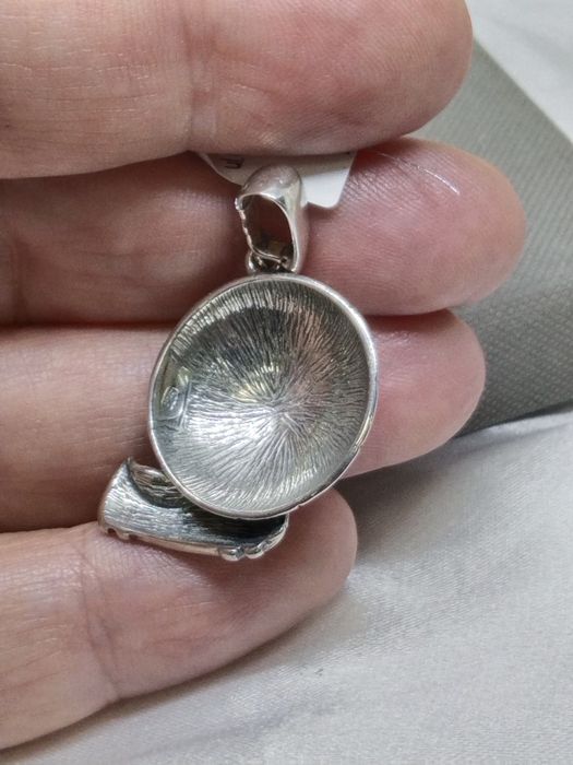 Srebrny wisiorek piłka nożna srebro 925