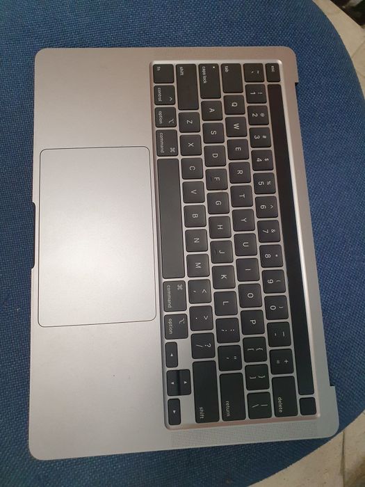 Топкейс apple macbook pro a2289 silver space gray