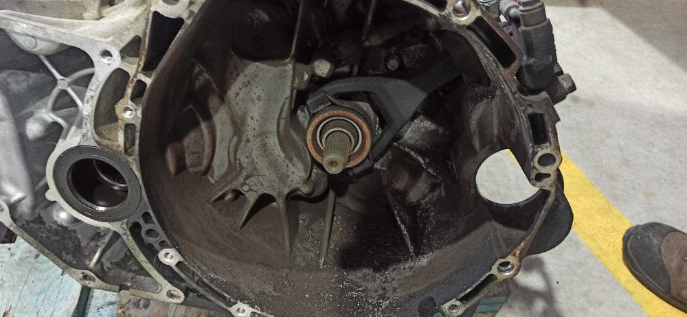 Caixa velocidades  NISSAN X-TRAIL 8H52