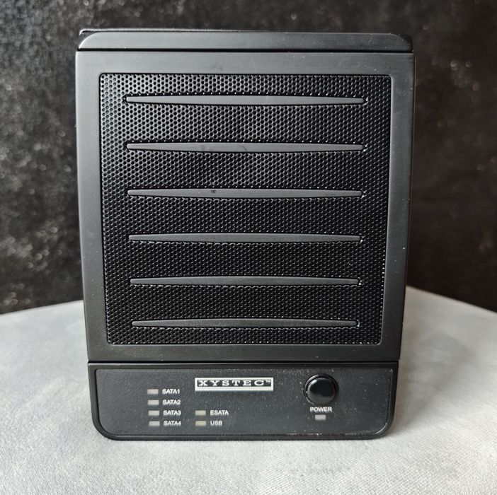 Zewnętrzna obudowa na 4 dyski twarde marki Xystec px_2590_675