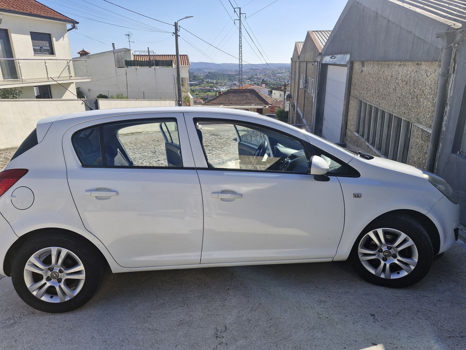 Vendo Carro Opel Corsa 2010