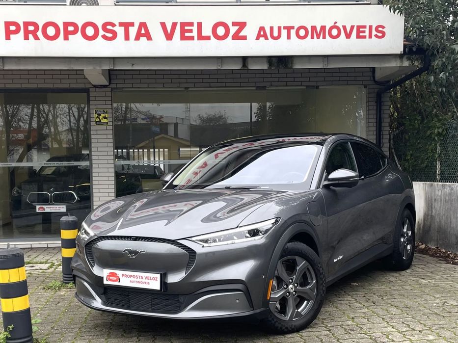 Ford Mustang Mach-E Standard