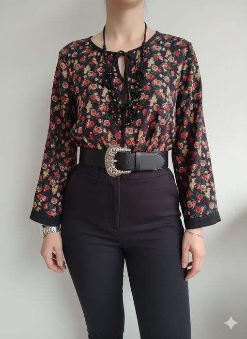 Blusa acetinada floral - Gaami - Tam Único - Nova!
