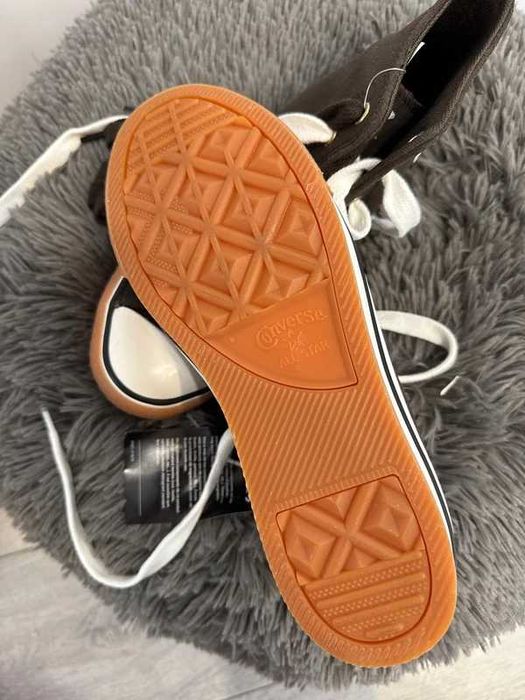 Nowe wysokie trampki Converse r.38