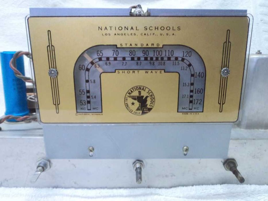 Rádio a válvulas da National Schools, Rádio Escola por Correspondência