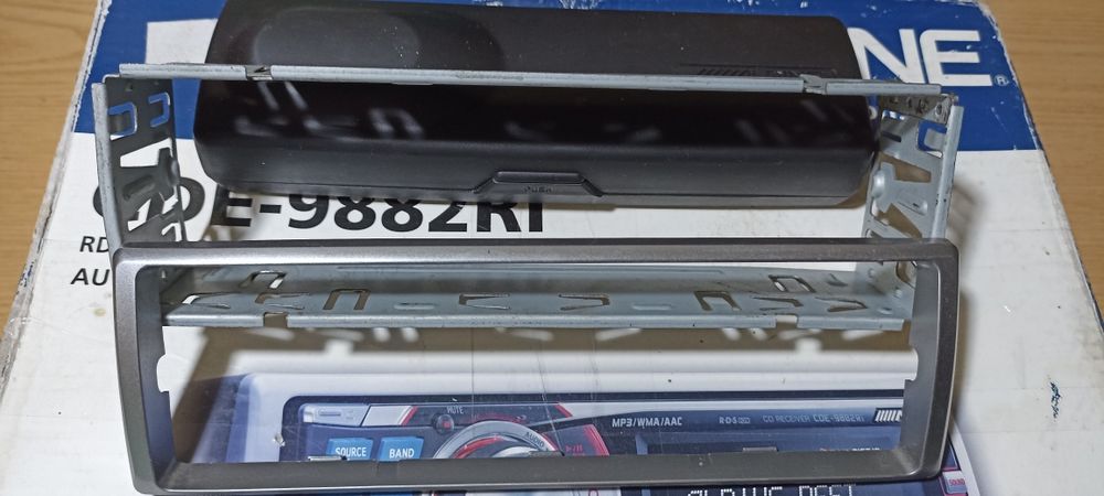 ALPINE ÇDE 9882 ri