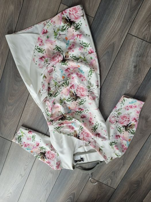 Nowa sukienka  roz S/M