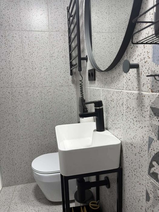 Сдаю 2к/кв Мариупольская 2/2, 46м,1 сдача!,500$