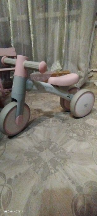 Беговел Велобіг MoMi TEDI дитячий Біговел для малюкі