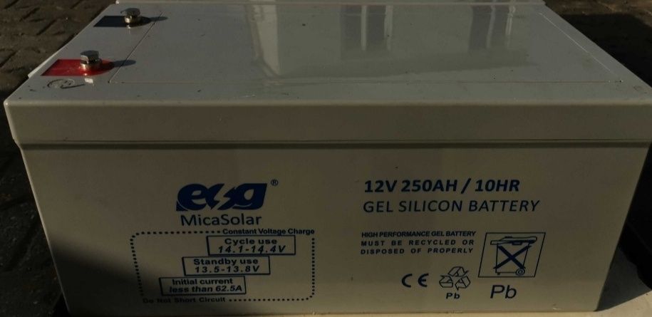 Bateria de Gel 250 Ah pC10 /Equivale a 300 Ah em C100