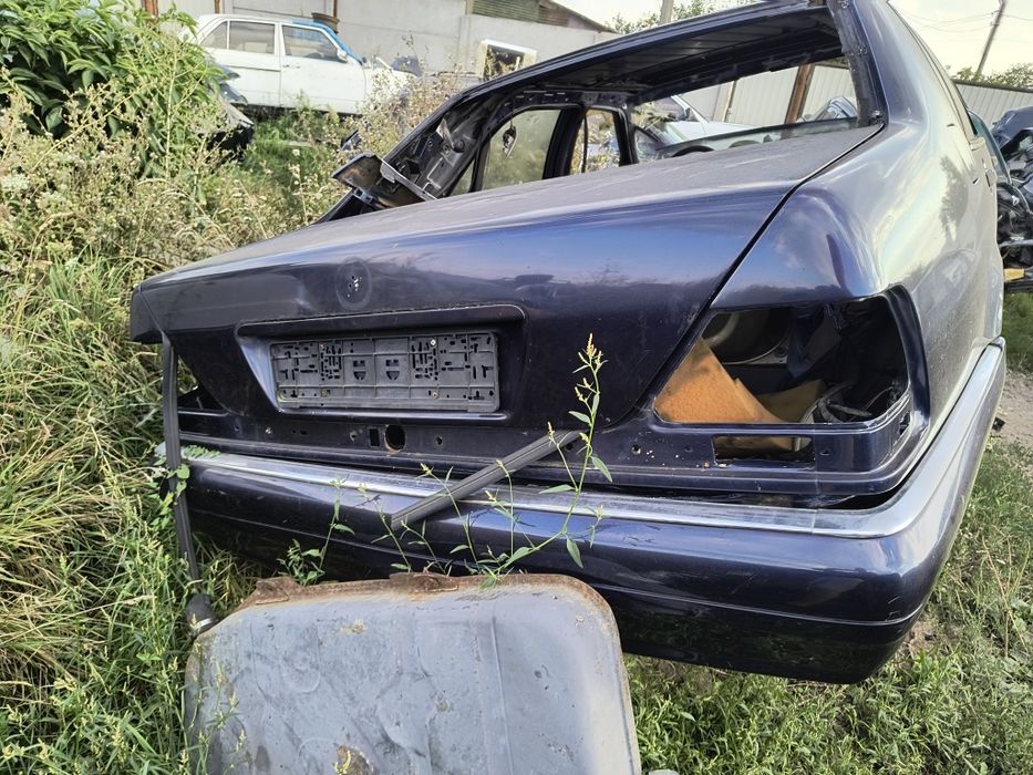 W140 W124  комплект кришка багажника задний бампер фонарь капот дверь