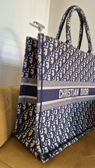 Torebka Book Tote, haftowana, monogram