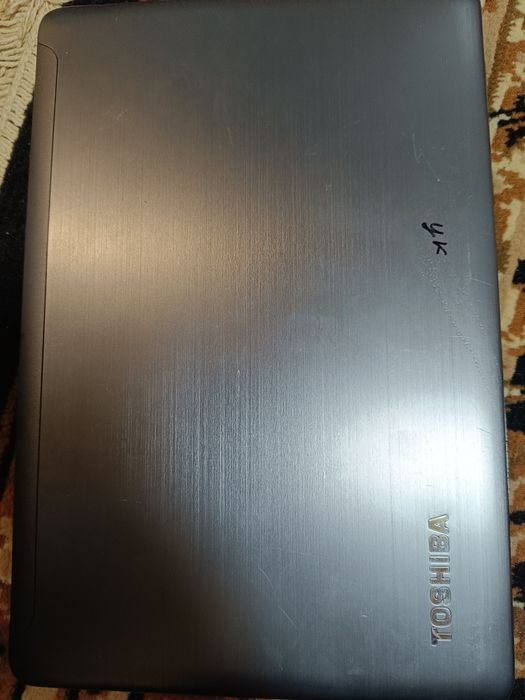 Ноутбуки на запчасті