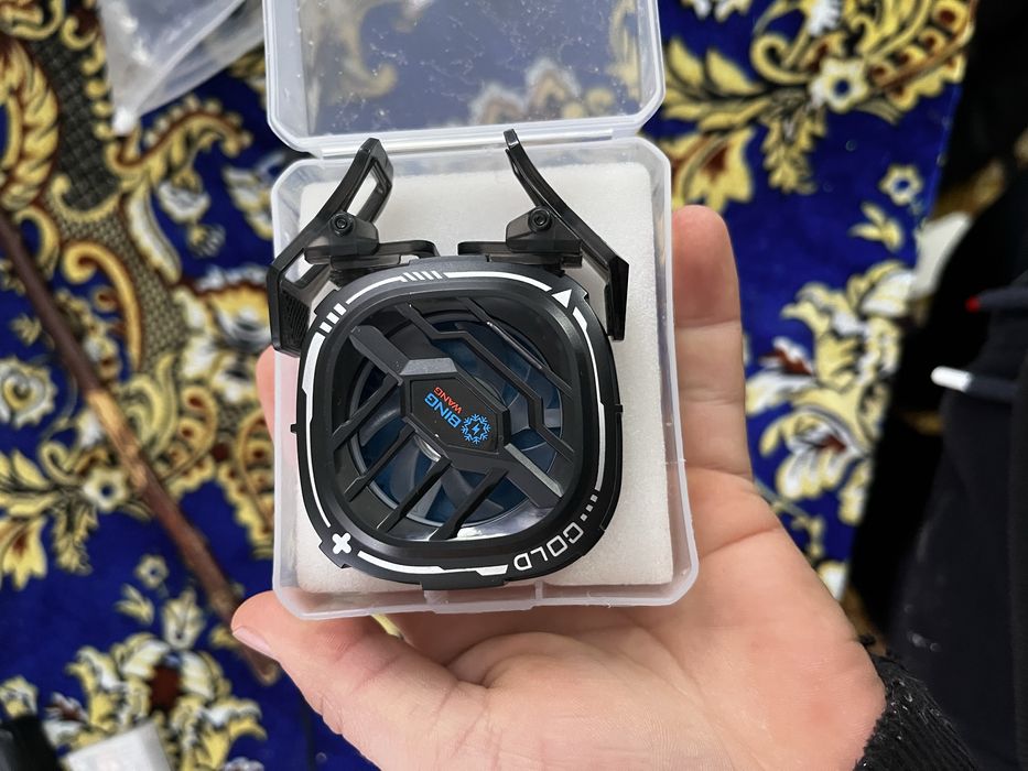 Кулер для телефону