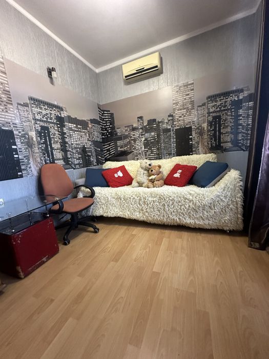 Продам Фасадный Дом на 10 Фонтана