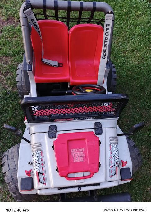 Jeep Peg perego samochód dla dzieci