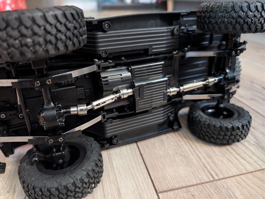 Model RC Suzuki Jimmy WPL C84