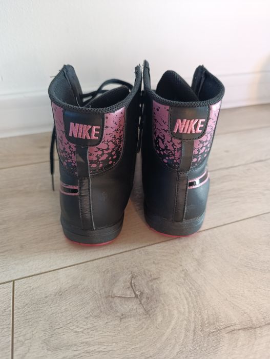 Buty  Nike  czarne 37