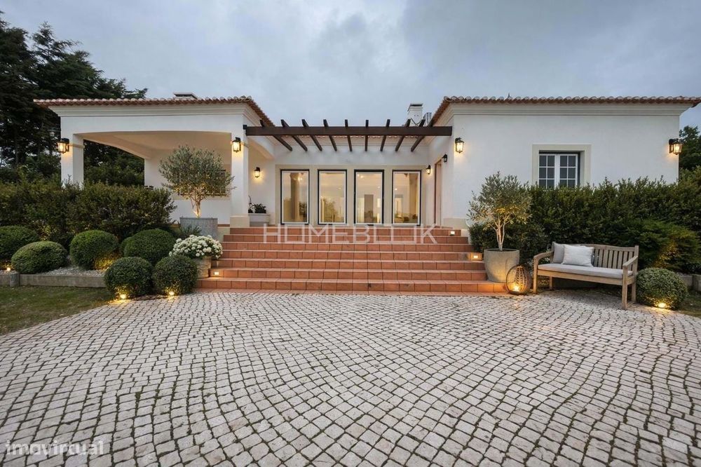 Moradia T4 com piscina em Alenquer