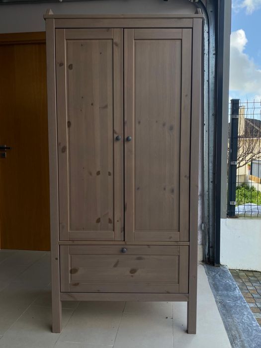 Roupeiro de criança - Ikea