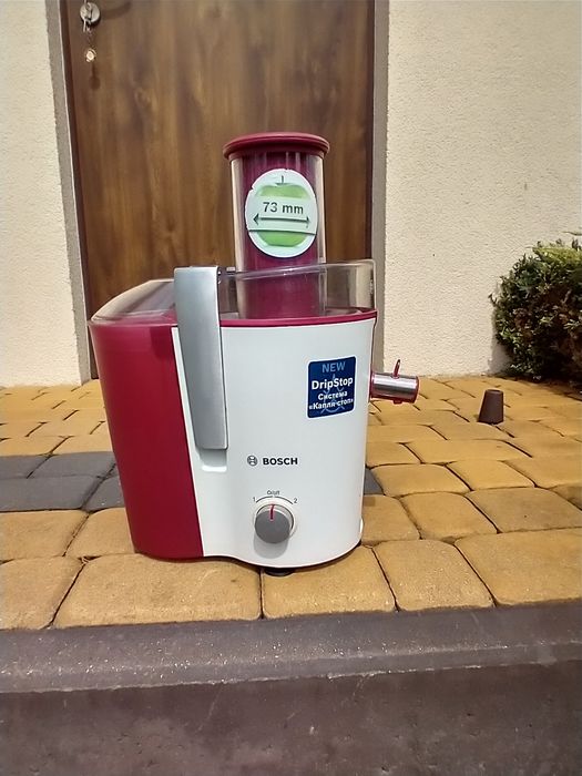 Sokowirówka Bosch CNCJ03